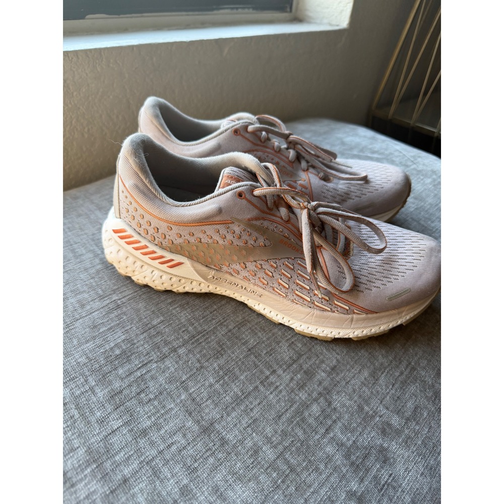 Brooks Adrenaline GTS 21 Womens Running Shoes Size 9 Grey Rose Gold 1203291B592
